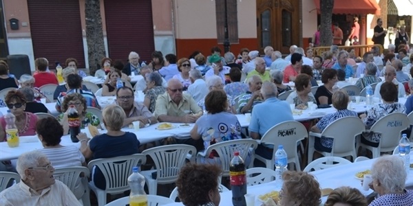 Berenar per a totes les persones majors