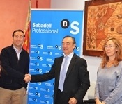L'associació empresarial de Picanya i Banc Sabadell signen un acord de col·laboració