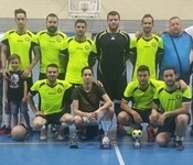 "Los 12 apostoles" guanyen la lliga local de Futbol Sala