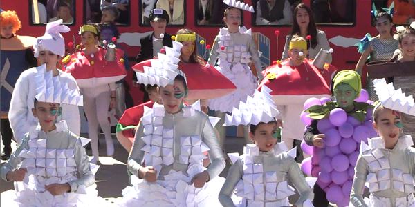 FALLES 2020 - Cavalcada Ninot Infantil · Falla Plaça País Valencià
