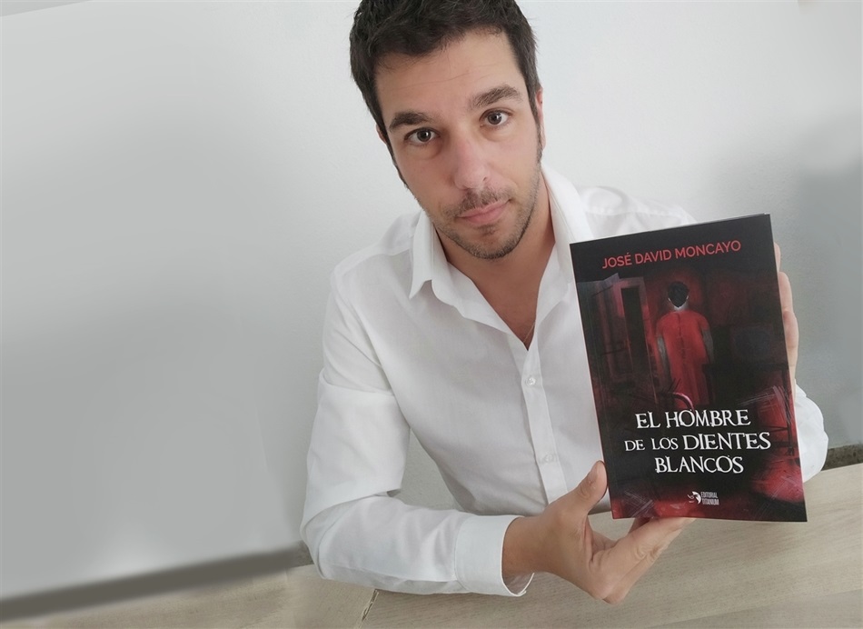 llibre_dientes_blancos llibre_dientes_blancos