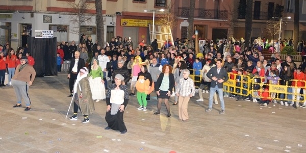 Cavalcada del ninot gran Falles 2023 (4 de 5)