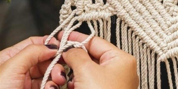 Taller de nusos bàsics de macramé