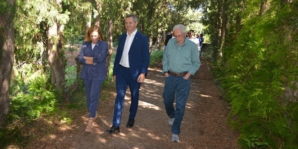 El Ministre de Sanitat visita Picanya per a conèixer el projecte de millora del carril bici a la zona dels Horts