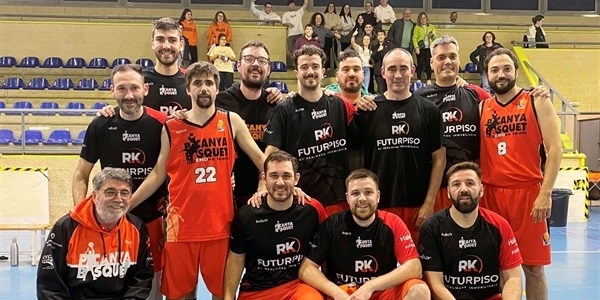 Els veterans del Picanya Bàsquet guanyen el primer títol de l'esport picanyer en la temporada més difícil