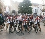 Deu bikers picanyers completen la "Matahombres"