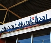 El Mercat Municipal estrena retolació