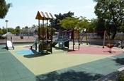 Parc de les Albízies. Joc infantil.