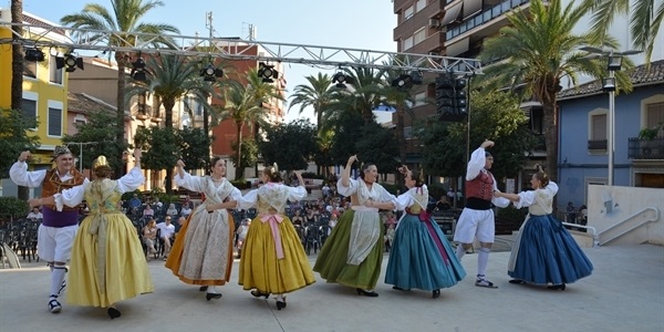 Vesprada de folklore
